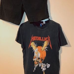 Metallica Tee H&M ⚡️& Black short.